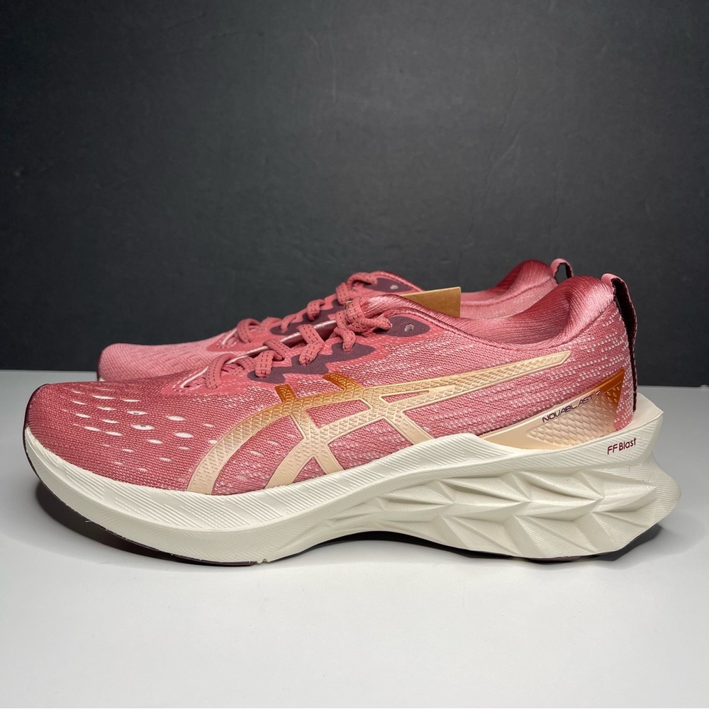 Asics Novablast 2 Smokey Rose/Pure Bronze Women’s size 8 - Picture 5 of 10